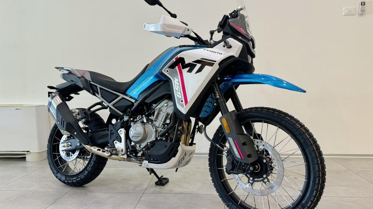 TEST DRIVE! NEW CFMOTO MT450 BY MOTO.IT